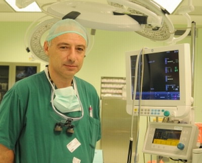 Ведущий специалист Израиля по хирургии межпозвоночных грыж - нейрохирург Илья Пекарский
