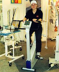 ЗДРАВООХРАНЕНИЕ 2002 - CARDIOVIT АТ-104.