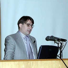 Ванушко Владимир Эдуардович, заведующий отделением реанимации института эндокринологии  - Доклад «Послеоперационный гипотиреоз. Исход или осложнение?» - Научный симпозиум «Гипотиреоз: современные аспекты диагностики и лечения» - Специальный репортаж РМС-Экспо