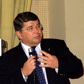 Профессор Mapeeв В.Ю. - "Ведение пациентов с ХСН в сложных клинических ситуациях" - Специальный репортаж РМС-Экспо