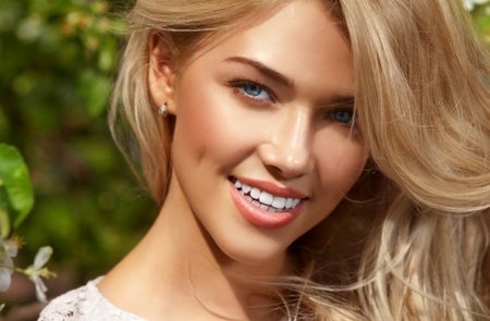 Реставрация зубов композитными материалами в Германии